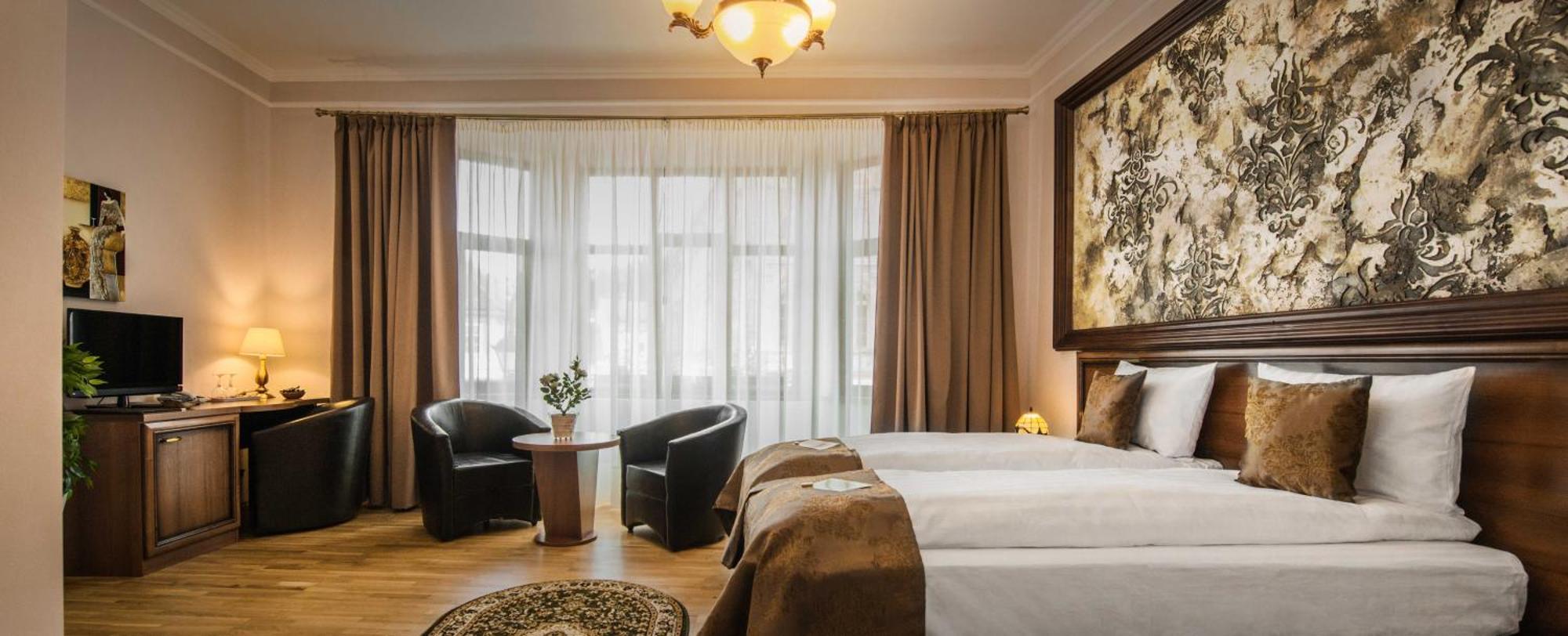 Hotel Boutique Bulevard Сигишоара Экстерьер фото